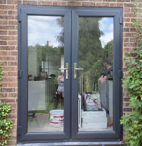 Factory Supply Grey Aluminium Glass Door with Slivery Handle High Quality